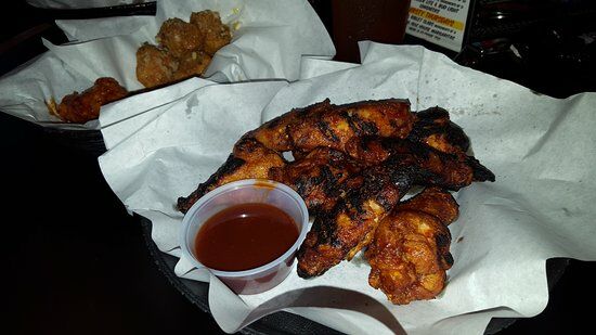 Wing Daddy's Sauce House