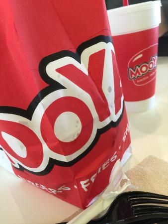 MOOYAH Burgers