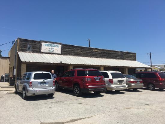 Horseshoe Pub & Pizza