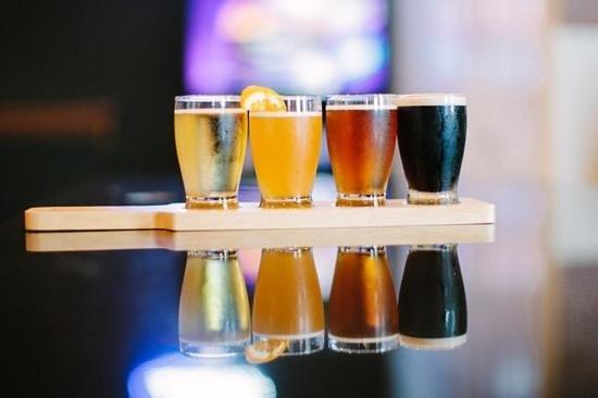 Stingrays Taphouse and Grill