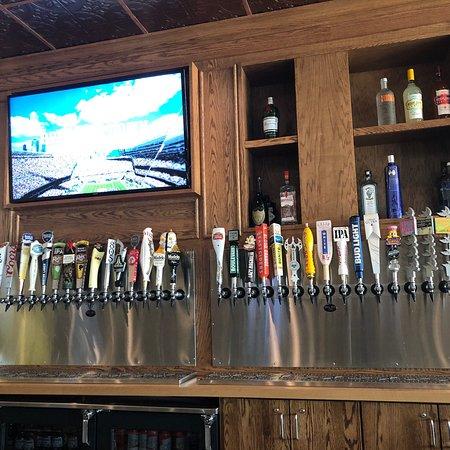 Magnolia Bar and Grill