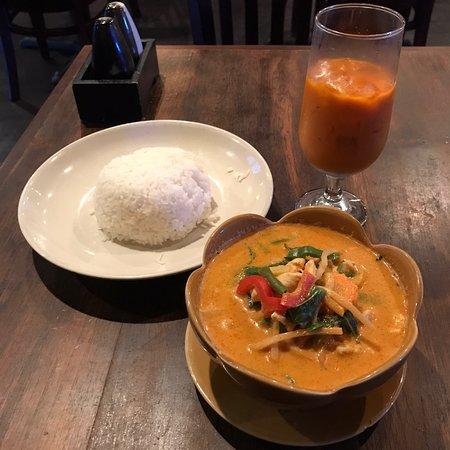 Thai Spoon R