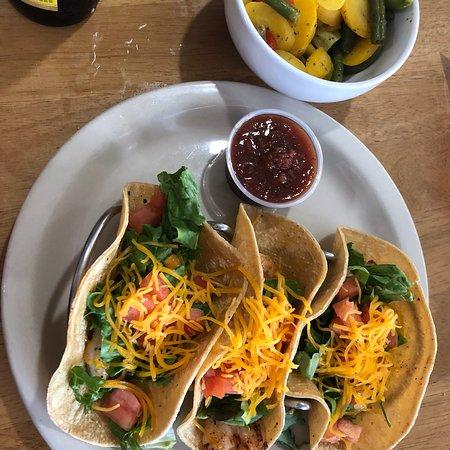 Boathouse Bar and Grill