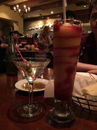 Carino's Italian-College