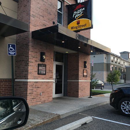 Pizza Hut Wingstreet