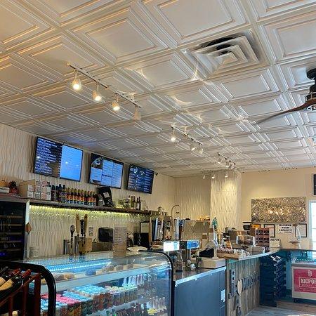 Je Mocha Bean Coffee & Wine Bar