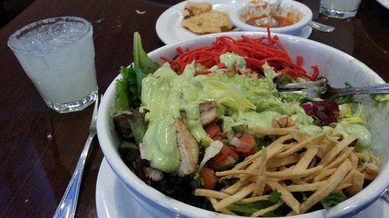 Arturo's Bar and Grill