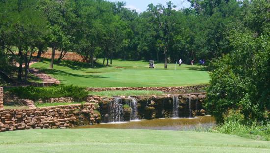 Sugar Tree Golf Course