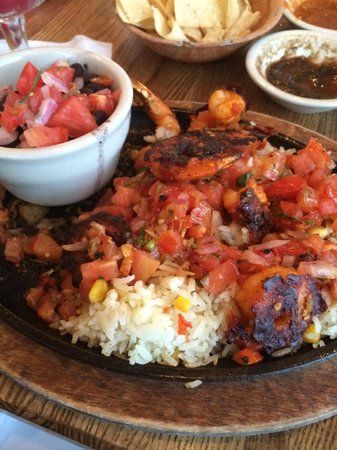 El Chile Cafe y Cantina