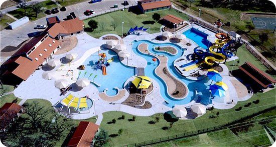 Chisholm Aquatics Center