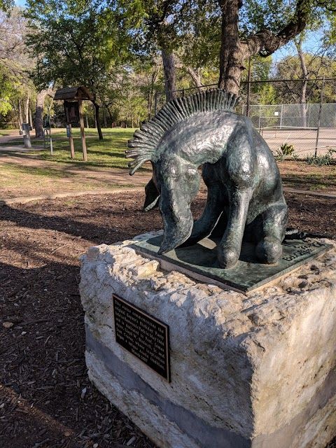 Eastwoods Neighborhood Park