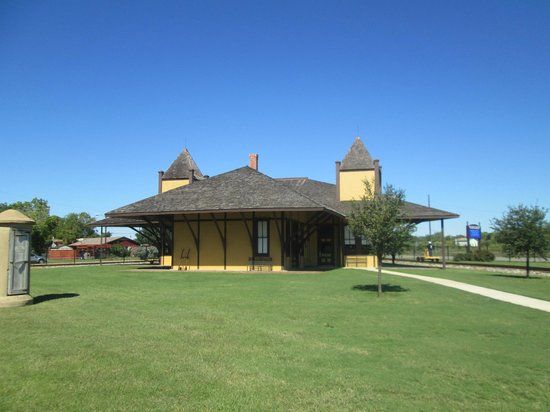 Hearne Railroad Museum Depot