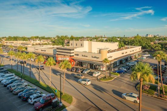 River Oaks Shopping Center